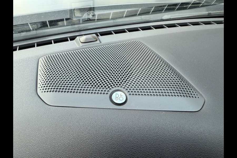 Ford Mustang Fastback 5.0 V8 Dark Horse