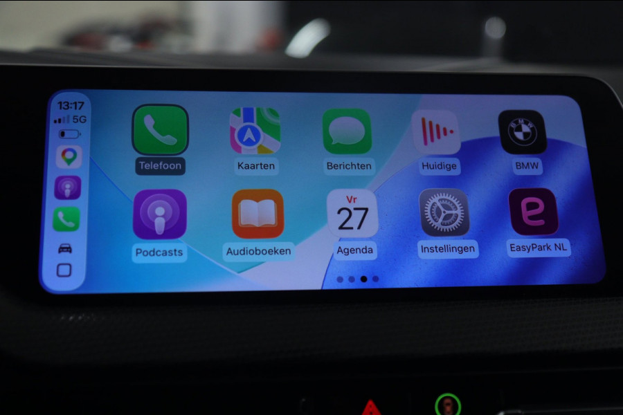 BMW 1-serie 118i Executive Edition NAP/CARPLAY/CAM/LANEASSIST/NAVI/VOL