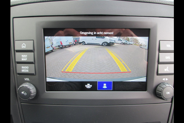 Mercedes-Benz Vito E vito 112 L2 66 kWh snelladen SoH 97,5 % camera 3-zits