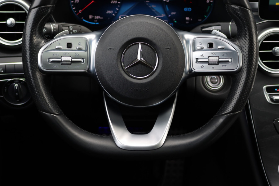 Mercedes-Benz C-Klasse Estate 300 e Business Solution AMG | Luchtvering | Panoramadak | Burmester | Memory | Camera | Spoorpakket | Dodehoekassistent | Multibeam LED | Sfeerverlichting |