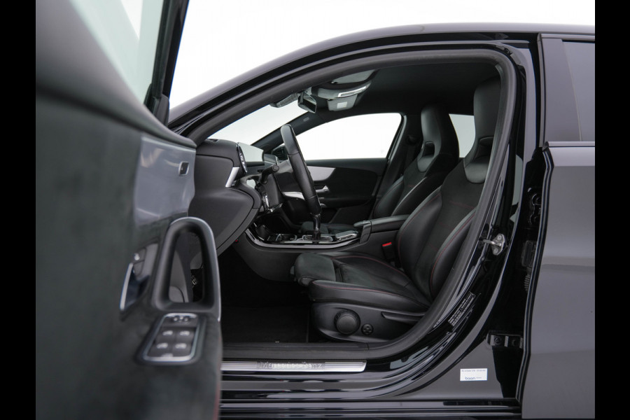 Mercedes-Benz A-Klasse 160 AMG-Sportpack Business-Solution (INCL-BTW) *WIDESCREEN-DIGI-COCKPIT | FULL-LED | LEATHER-MICROFIBRE | CAMERA | DYNAMIC-SELECT | CRUISE | HEATED-SPORTSEATS | PRIVACY-GLASS | DAB | AMBIENT-LIGHT | 18"ALU*