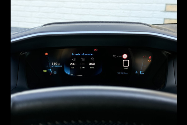 Peugeot 208 1.2 PureTech Blue Lease Allure | Trekhaak | CarPlay | Camera | 16 inch