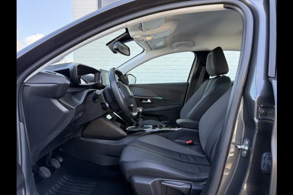 Peugeot 208 1.2 PureTech Blue Lease Allure | Trekhaak | CarPlay | Camera | 16 inch