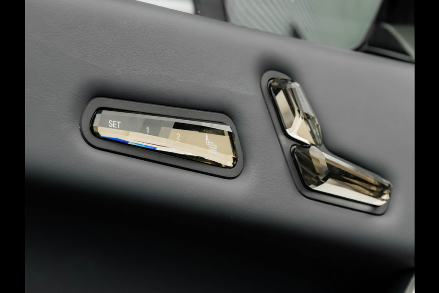 BMW iX xDrive50 - Luchtvering - Active Steering - Pano - Trekhaak