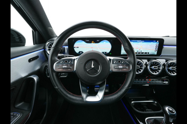 Mercedes-Benz A-Klasse 160 AMG-Sportpack Business-Solution (INCL-BTW) *WIDESCREEN-DIGI-COCKPIT | FULL-LED | LEATHER-MICROFIBRE | CAMERA | DYNAMIC-SELECT | CRUISE | HEATED-SPORTSEATS | PRIVACY-GLASS | DAB | AMBIENT-LIGHT | 18"ALU*