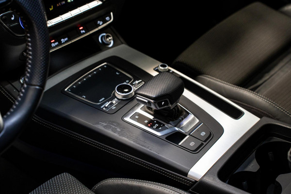 Audi Q5 2.0 TFSI quattro Audi Q5 2.0 TFSI Quattro *S-Line / Luchtvering / Virtual Dashboard / Keyless Entry / Audi Sound-systeem*