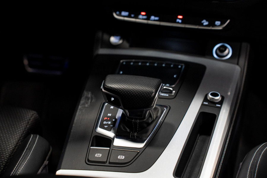 Audi Q5 2.0 TFSI quattro Audi Q5 2.0 TFSI Quattro *S-Line / Luchtvering / Virtual Dashboard / Keyless Entry / Audi Sound-systeem*