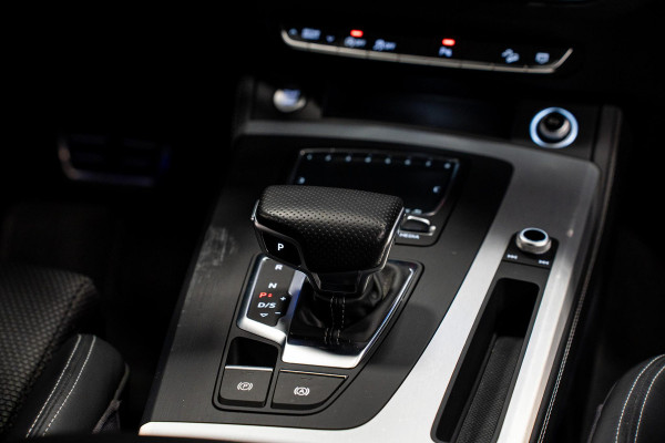Audi Q5 2.0 TFSI quattro Audi Q5 2.0 TFSI Quattro *S-Line / Luchtvering / Virtual Dashboard / Keyless Entry / Audi Sound-systeem*