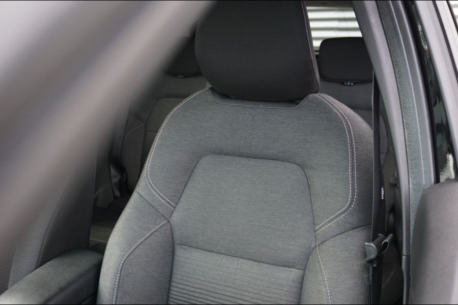 Renault Captur 130PK Intens NAVI | AUTOMAAT | TREKHAAK | STOELVERWARMING