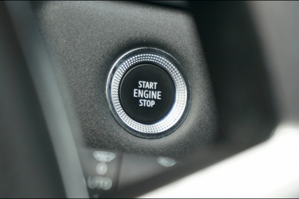 Renault Captur 130PK Intens NAVI | AUTOMAAT | TREKHAAK | STOELVERWARMING