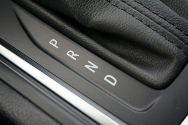 Renault Captur 130PK Intens NAVI | AUTOMAAT | TREKHAAK | STOELVERWARMING