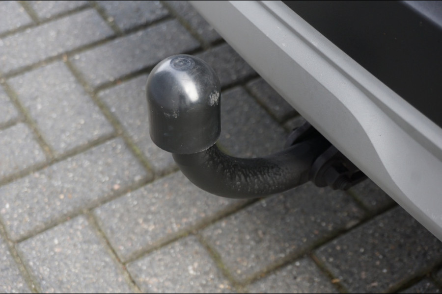 Renault Captur 130PK Intens NAVI | AUTOMAAT | TREKHAAK | STOELVERWARMING