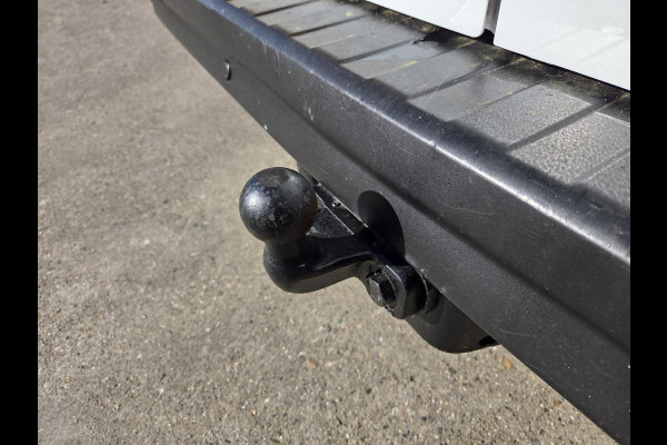 Renault Trafic 2.0 dCi 120Pk /88kw L2 Airco Parkeersensor Trekhaak Business