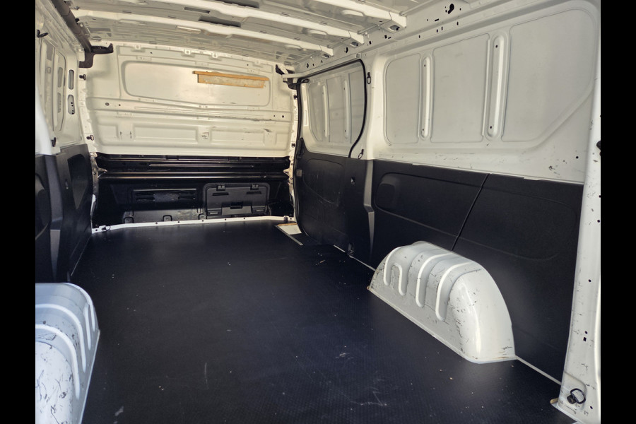 Renault Trafic 2.0 dCi 120Pk /88kw L2 Airco Parkeersensor Trekhaak Business