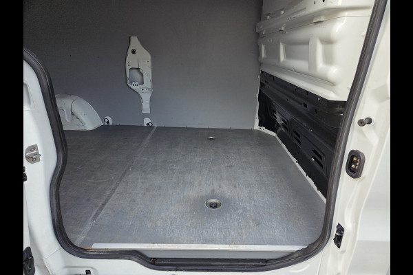 Renault Trafic 2.0 dCi 130Pk/ 96 Kw Nieuw model L2 Business Airco Cruisecontrol Achteruitrijcamera