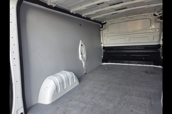 Renault Trafic 2.0 dCi 130Pk/ 96 Kw Nieuw model L2 Business Airco Cruisecontrol Achteruitrijcamera