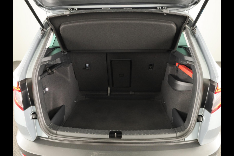 Škoda Karoq 1.0 TSI Business Edition 115 PK | Navigatie | Parkeercamera | Keyless entry |