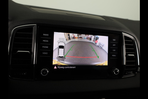 Škoda Karoq 1.0 TSI Business Edition 115 PK | Navigatie | Parkeercamera | Keyless entry |
