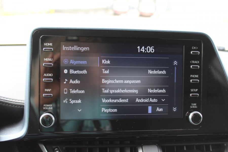 Toyota C-HR 1.8 Hybrid Business Plus RIJKLAAR PRIJS