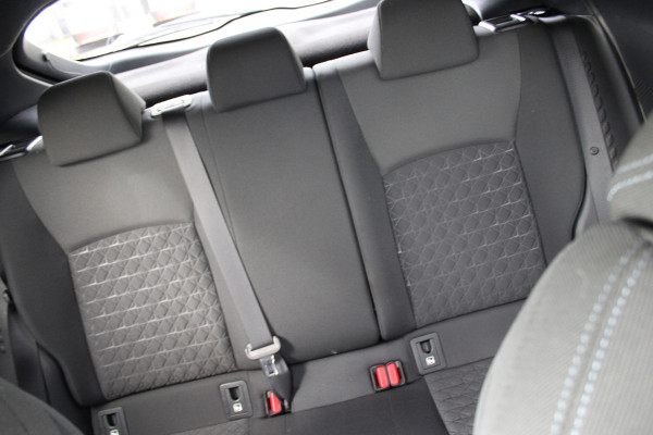 Toyota C-HR 1.8 Hybrid Business Plus RIJKLAAR PRIJS