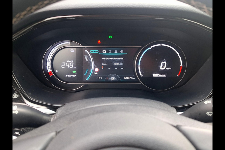 Kia e-Niro ExecutiveLine 64 kWh | SOH: nnb |  Leder | Climate | Stoel&Stuur Verwarming | Memory Seat | Navi | Adaptive CC |