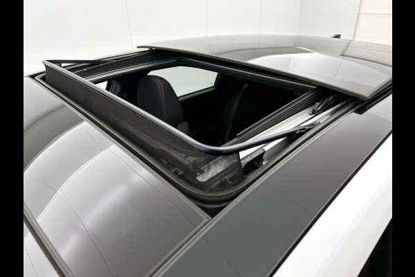 Hyundai i30 2.0 T-GDI N1 Performance (Perfect OnderH, Panorama, Carplay, Camera, PDC, Stoel/Stuur VerW, Lane Assist, Etc)