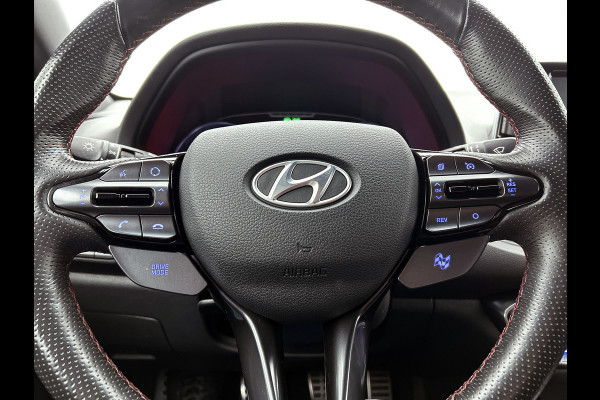 Hyundai i30 2.0 T-GDI N1 Performance (Perfect OnderH, Panorama, Carplay, Camera, PDC, Stoel/Stuur VerW, Lane Assist, Etc)