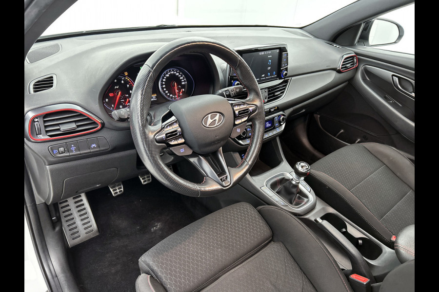 Hyundai i30 2.0 T-GDI N1 Performance (Perfect OnderH, Panorama, Carplay, Camera, PDC, Stoel/Stuur VerW, Lane Assist, Etc)