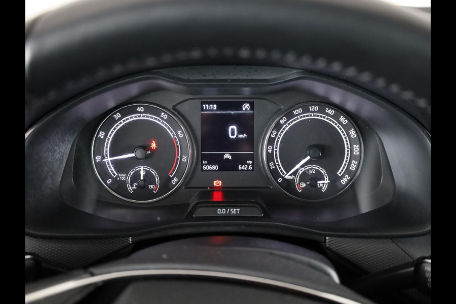 Škoda SCALA 1.0 TSI Ambition 110 PK | Navigatie via app | Parkeersensoren | LM Velgen |