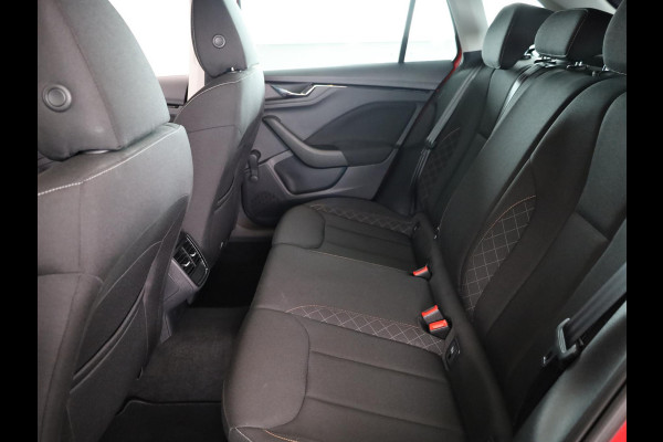 Škoda SCALA 1.0 TSI Ambition 110 PK | Navigatie via app | Parkeersensoren | LM Velgen |