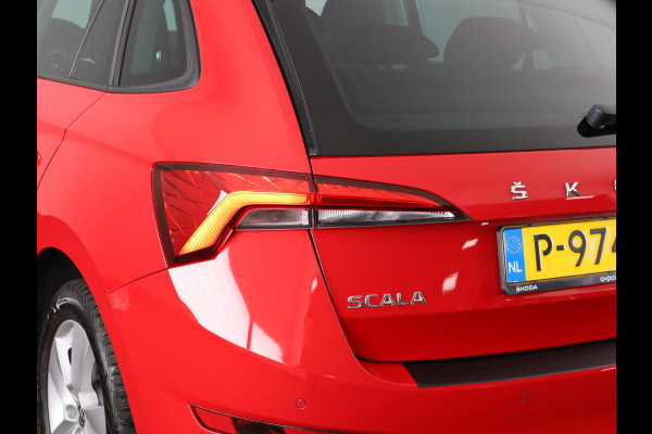 Škoda SCALA 1.0 TSI Ambition 110 PK | Navigatie via app | Parkeersensoren | LM Velgen |