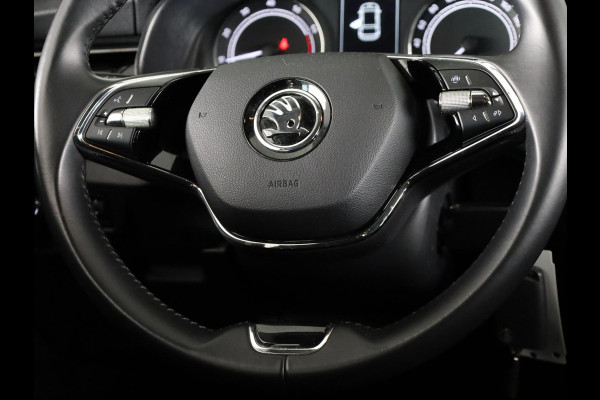 Škoda SCALA 1.0 TSI Ambition 110 PK | Navigatie via app | Parkeersensoren | LM Velgen |