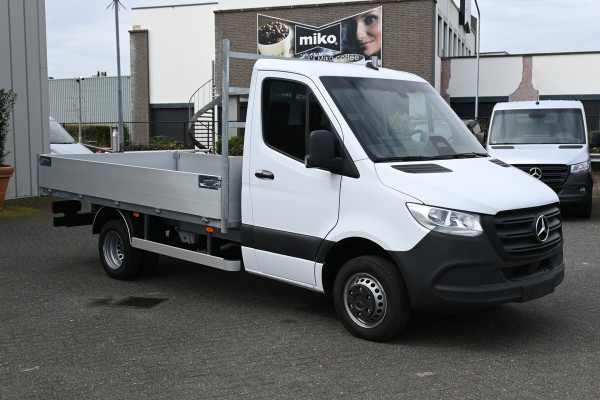 Mercedes-Benz Sprinter 515 CDI L2 Pro Open laadbak 3500 KG trekhaak, Geveerde stoel