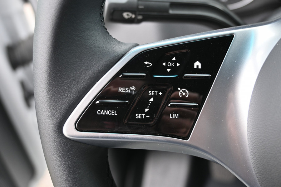 Mercedes-Benz Sprinter 515 CDI L2 Pro Open laadbak 3500 KG trekhaak, Geveerde stoel