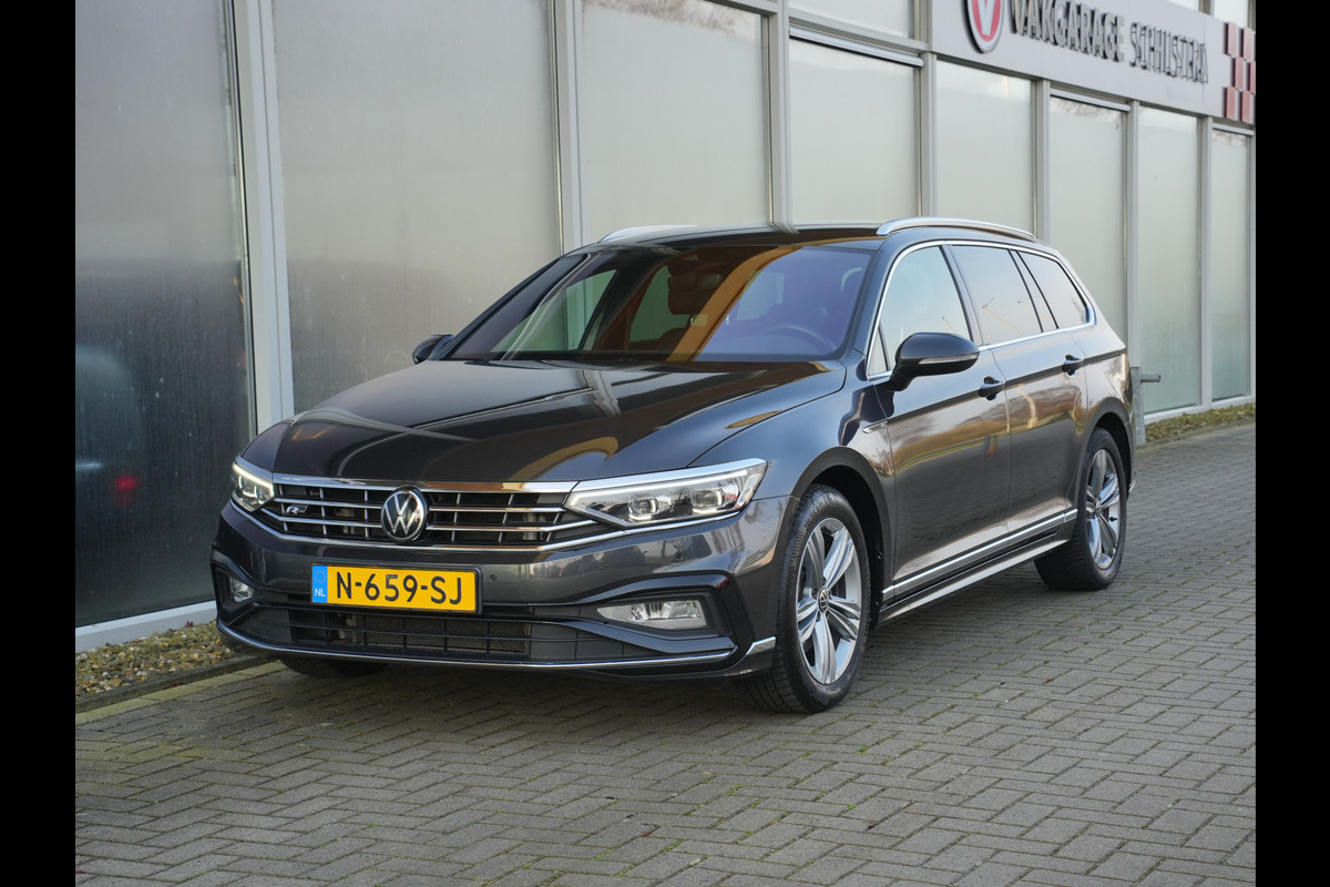 Volkswagen Passat Variant 1.5 TSI R-Line Business + | Achteruitrijcamera | Apple Carplay/Android Auto