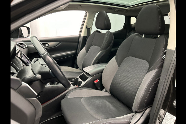 Nissan QASHQAI 1.3 DIG-T Business Edition Carplay Panorama-dak Navigatie 360° Camera Climate-control Cruise