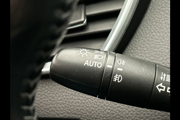 Nissan QASHQAI 1.3 DIG-T Business Edition Carplay Panorama-dak Navigatie 360° Camera Climate-control Cruise