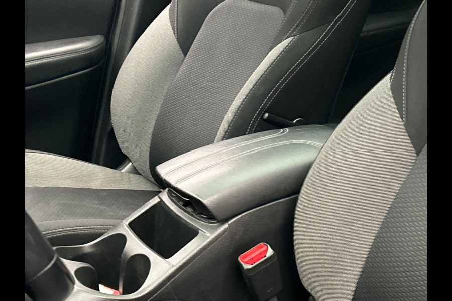 Nissan QASHQAI 1.3 DIG-T Business Edition Carplay Panorama-dak Navigatie 360° Camera Climate-control Cruise