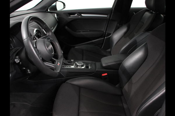 Audi A3 Sportback 1.5 TFSI CNG Automaat S-Line Navigatie Parkeersensoren achter Cruise Control Stoelverwarming 18"Lichtmetalen velgen Ledverlichting Climate Control