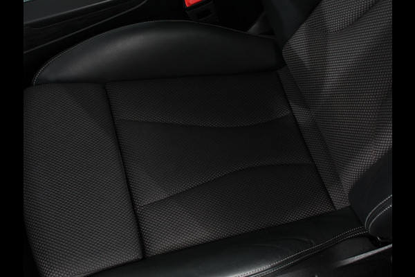 Audi A3 Sportback 1.5 TFSI CNG Automaat S-Line Navigatie Parkeersensoren achter Cruise Control Stoelverwarming 18"Lichtmetalen velgen Ledverlichting Climate Control