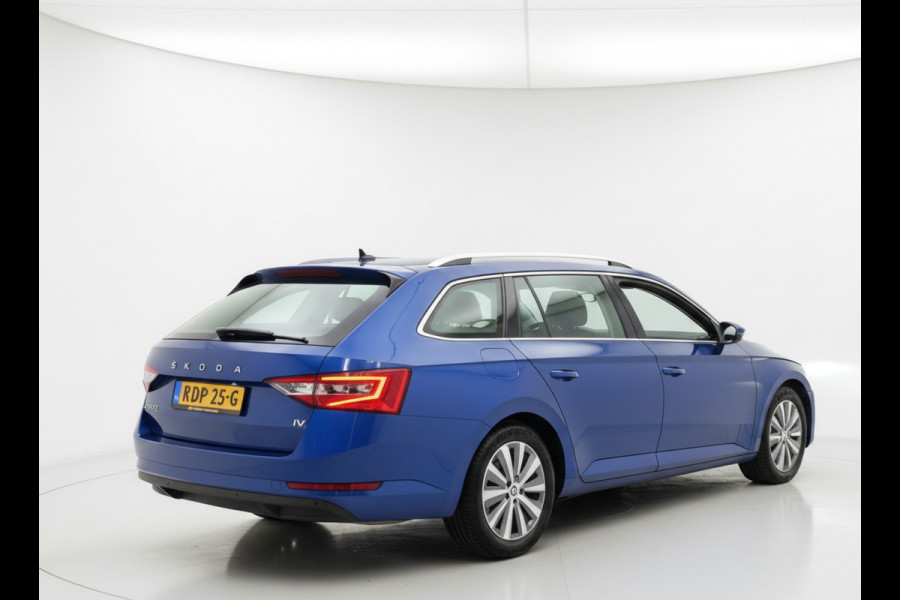 Škoda Superb Combi TSI iV 218PK HYBRID DSG BUSINESS TREKHAAK/NAVI/CANTON-AUDIO