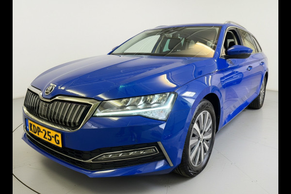 Škoda Superb Combi TSI iV 218PK HYBRID DSG BUSINESS TREKHAAK/NAVI/CANTON-AUDIO