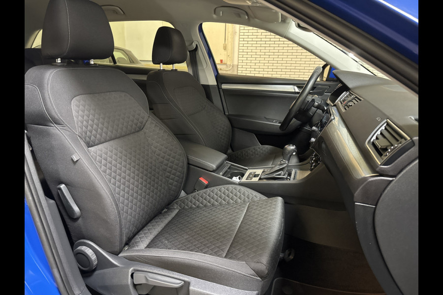 Škoda Superb Combi TSI iV 218PK HYBRID DSG BUSINESS TREKHAAK/NAVI/CANTON-AUDIO