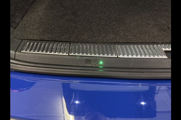 Škoda Superb Combi TSI iV 218PK HYBRID DSG BUSINESS TREKHAAK/NAVI/CANTON-AUDIO