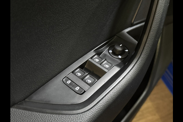 Škoda Superb Combi TSI iV 218PK HYBRID DSG BUSINESS TREKHAAK/NAVI/CANTON-AUDIO