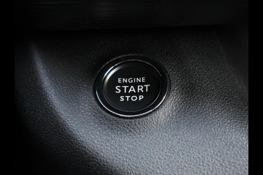 Jeep Avenger Longitude 54 kWh Automaat Navigatie Apple Carplay/Android Auto Parkeersensoren Cruise Control Stoelverwarming Full LED Virtual Cockpit Climate Control