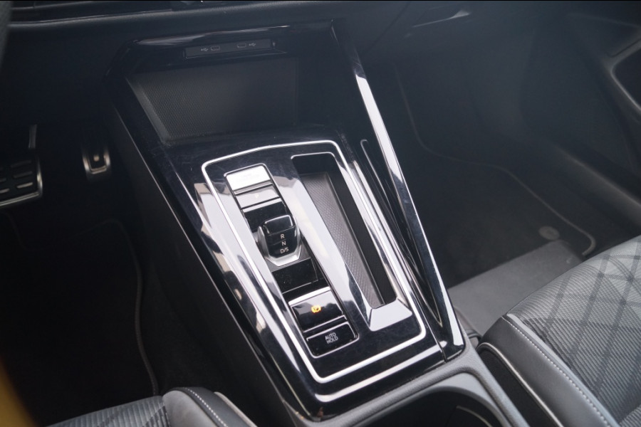 Volkswagen Golf 1.5 eTSI 130pk DSG R-Line -LED-ECC-NAVI-