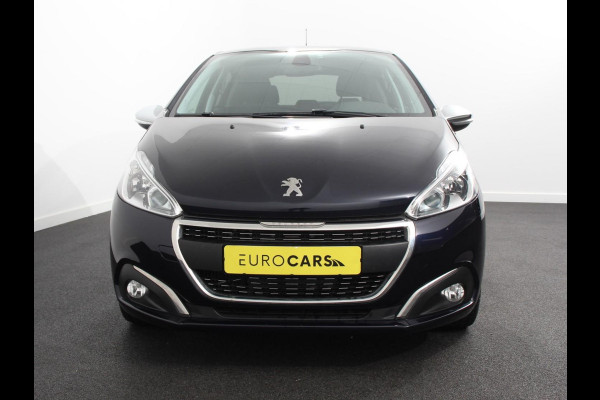 Peugeot 208 1.2 PureTech 110pk Automaat Allure Cruise control Parkeersensoren achter LED Navigatie Climate Control Extra Getint glas Lichtmetalen Velgen