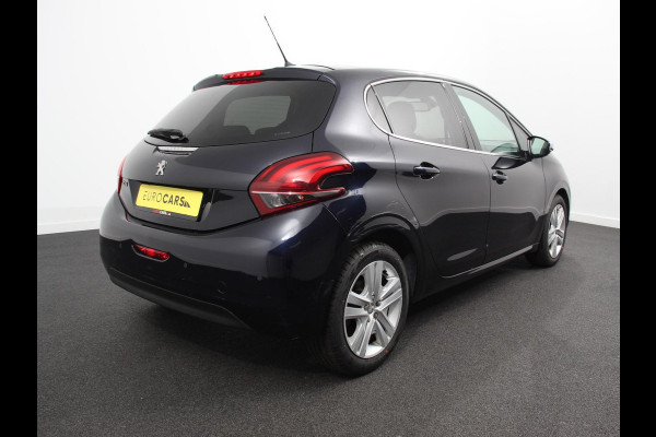 Peugeot 208 1.2 PureTech 110pk Automaat Allure Cruise control Parkeersensoren achter LED Navigatie Climate Control Extra Getint glas Lichtmetalen Velgen