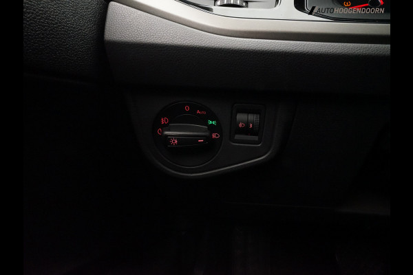 Volkswagen Polo 1.0 TSI DSG Comfortline Business Luxe (ADAPTIVE,PARKEERSENSOREN,NAVIGATIE,APPLE CARPLAY,LM-VELGEN,TOPCONDITIE)
